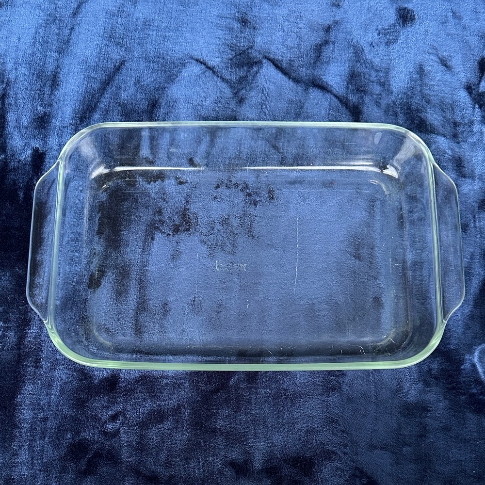 Pyrex 9x13 in Clear Glass Rectangular Baking Dish